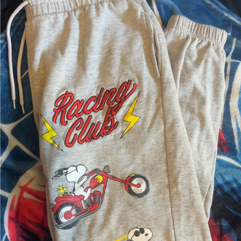 Womens Gray Racing Snoopy Sweatpants